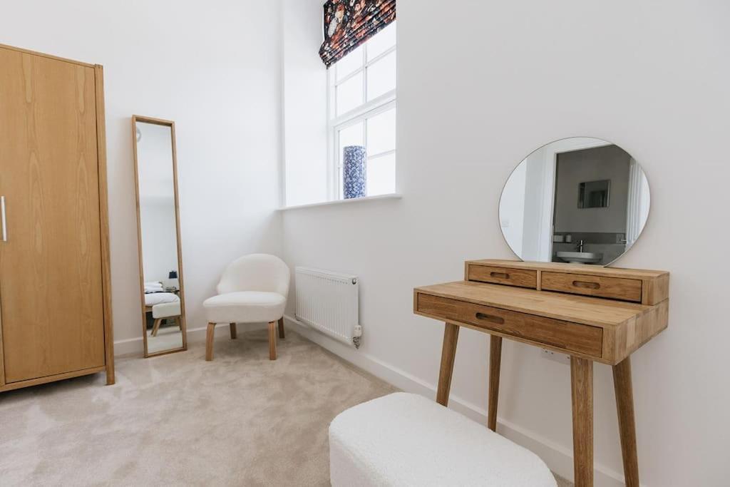 Bobbin Row - Grade 2 Listed Property With A Beautiful Design With Access To Leeds Leeds  Ngoại thất bức ảnh